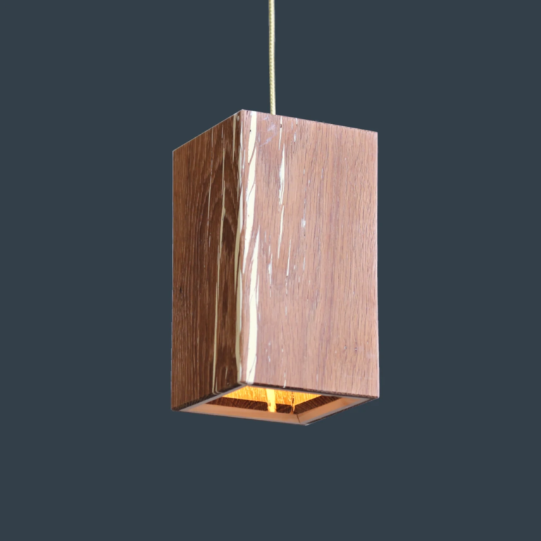 Holz-Hängeleuchte aus Parkett, Design by LUMIKAT
